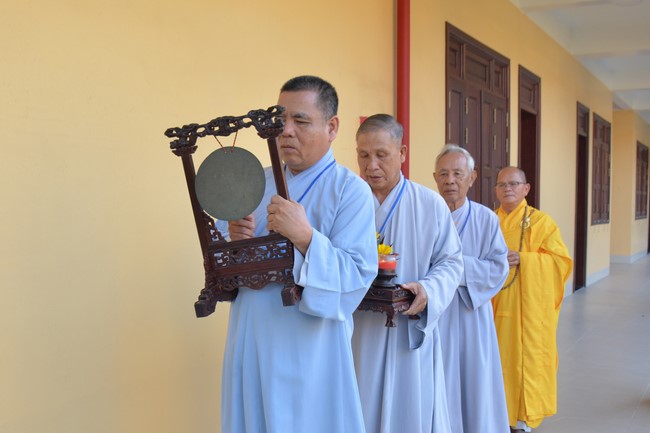 Dharma talk Looking back at the Vietnamese Buddha recitation Sect over the years  in The 98 th Seven-day Retreat