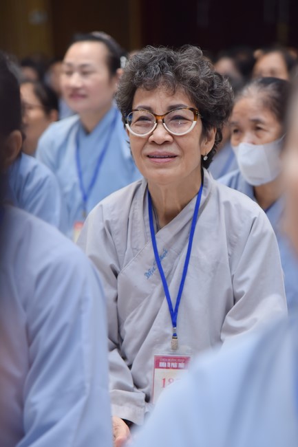 Dharma talk Looking back at the Vietnamese Buddha recitation Sect over the years  in The 98 th Seven-day Retreat