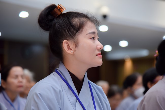 Dharma talk Looking back at the Vietnamese Buddha recitation Sect over the years  in The 98 th Seven-day Retreat