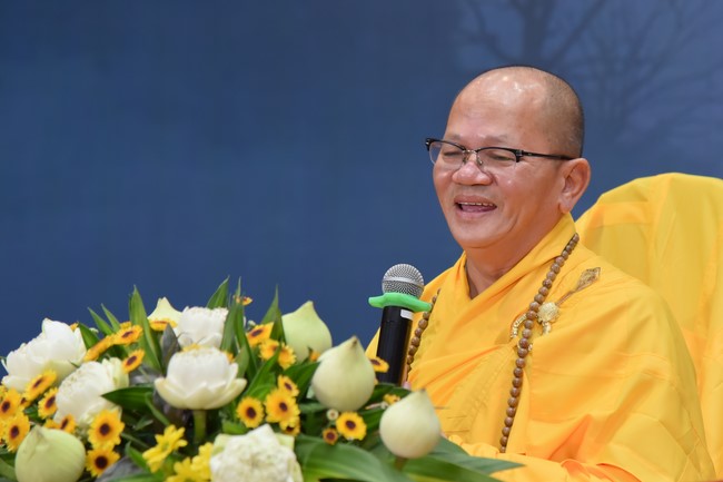 Dharma talk Looking back at the Vietnamese Buddha recitation Sect over the years  in The 98 th Seven-day Retreat