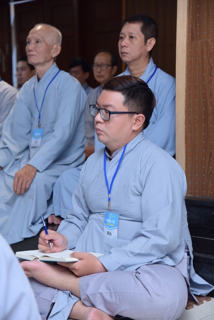 Dharma talk Looking back at the Vietnamese Buddha recitation Sect over the years  in The 98 th Seven-day Retreat