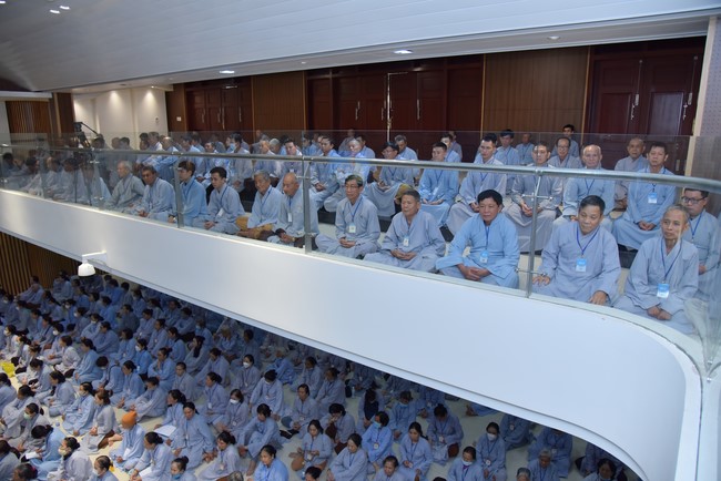 Dharma talk Looking back at the Vietnamese Buddha recitation Sect over the years  in The 98 th Seven-day Retreat