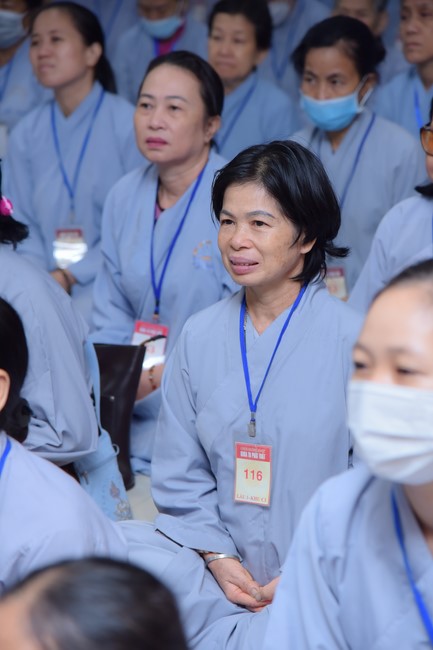 Dharma talk Looking back at the Vietnamese Buddha recitation Sect over the years  in The 98 th Seven-day Retreat