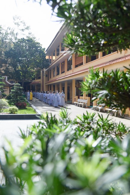 Dharma Talk Reciting the Buddha's names without receding in The 98th Seven-Day Retreat