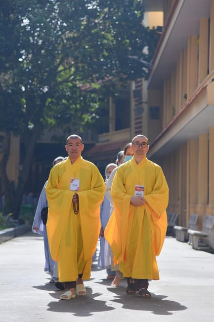 Dharma Talk Reciting the Buddha's names without receding in The 98th Seven-Day Retreat