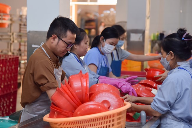 Dharma Talk Mind and Scene Being Compatible in The 98th Seven-Day Retreat