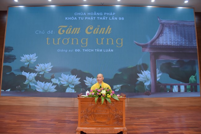 Dharma Talk Mind and Scene Being Compatible in The 98th Seven-Day Retreat