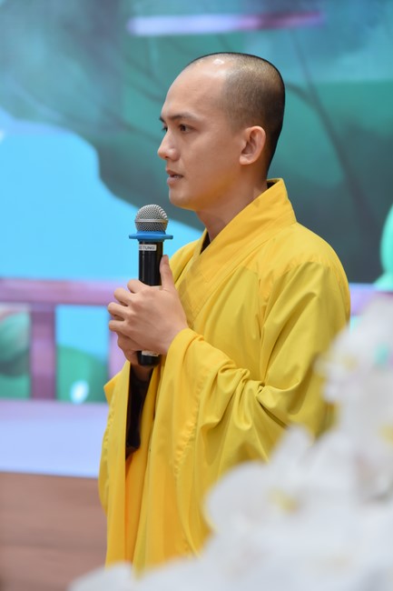 Dharma Talk Mind and Scene Being Compatible in The 98th Seven-Day Retreat