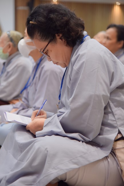 Dharma Talk Mind and Scene Being Compatible in The 98th Seven-Day Retreat