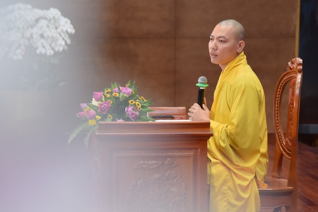 Dharma Talk Mind and Scene Being Compatible in The 98th Seven-Day Retreat
