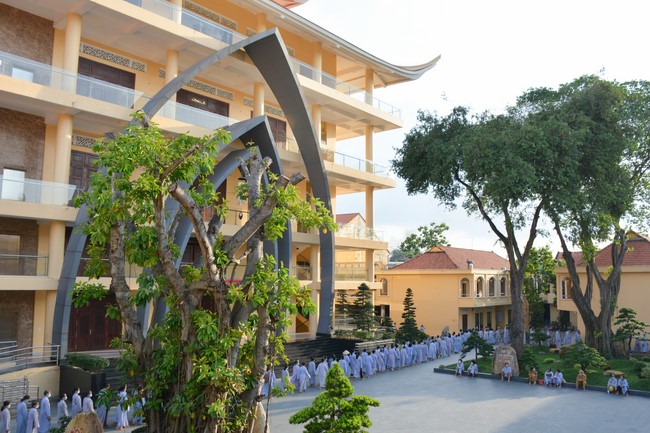 Dharma Talk Mind and Scene Being Compatible in The 98th Seven-Day Retreat