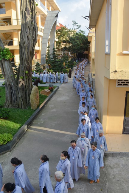 Dharma Talk Mind and Scene Being Compatible in The 98th Seven-Day Retreat