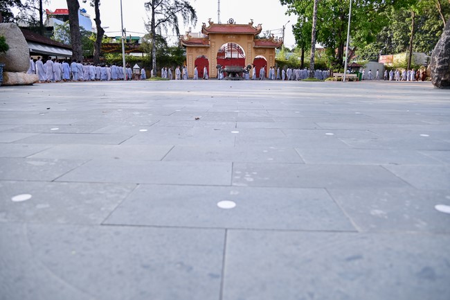 Dharma Talk Mind and Scene Being Compatible in The 98th Seven-Day Retreat