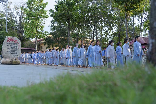 Dharma Talk Mind and Scene Being Compatible in The 98th Seven-Day Retreat