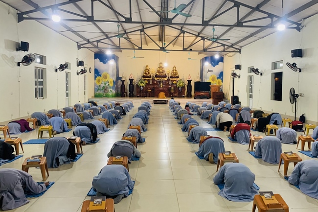 Chùa Đống Cao – Thanh Hóa: Khóa lễ sám hối