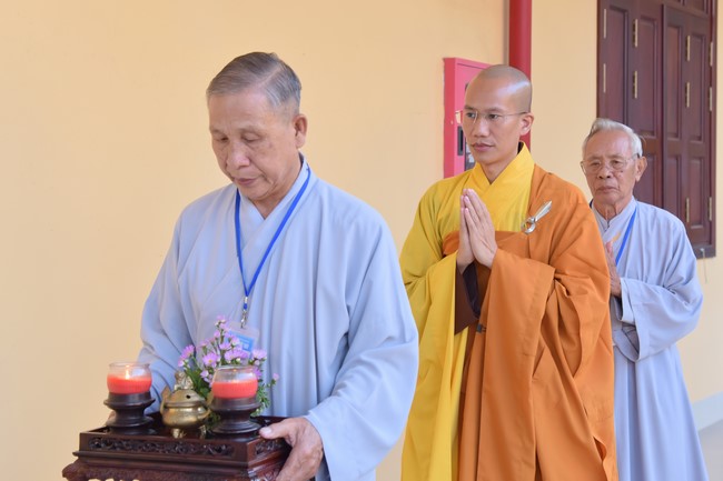 Dharma Talk Right practice without fear of death in The 98th Seven-Day Retreat