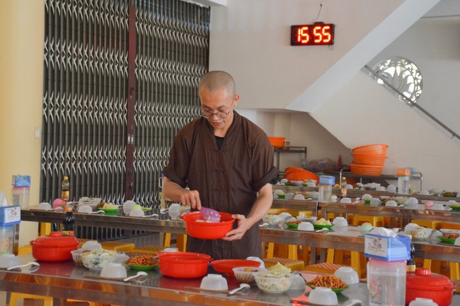 Dharma Talk Right practice without fear of death in The 98th Seven-Day Retreat