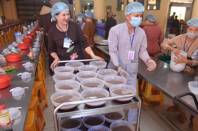 Dharma Talk Right practice without fear of death in The 98th Seven-Day Retreat