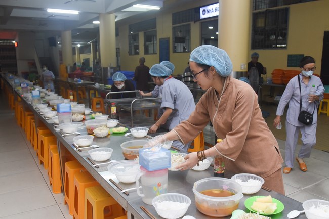 Dharma Talk Right practice without fear of death in The 98th Seven-Day Retreat