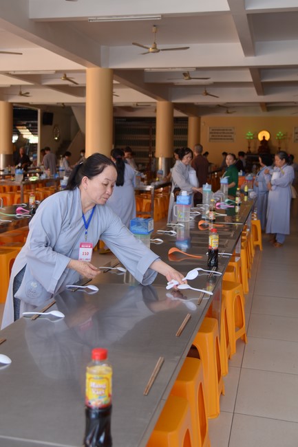 Dharma Talk Right practice without fear of death in The 98th Seven-Day Retreat