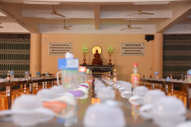 Dharma Talk Right practice without fear of death in The 98th Seven-Day Retreat