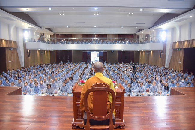 Dharma Talk Right practice without fear of death in The 98th Seven-Day Retreat