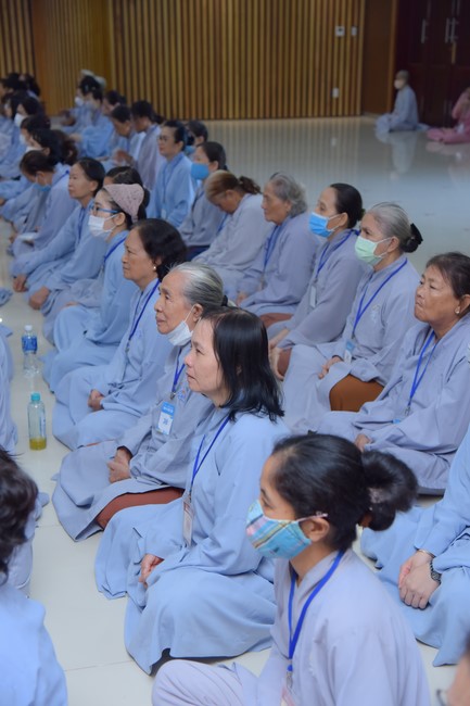 Dharma Talk Right practice without fear of death in The 98th Seven-Day Retreat