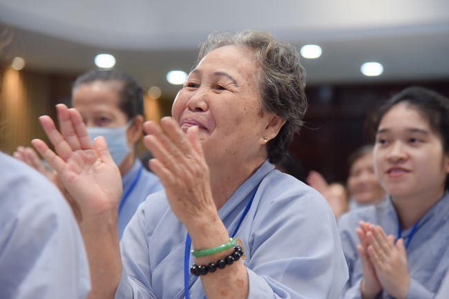 Dharma Talk Right practice without fear of death in The 98th Seven-Day Retreat