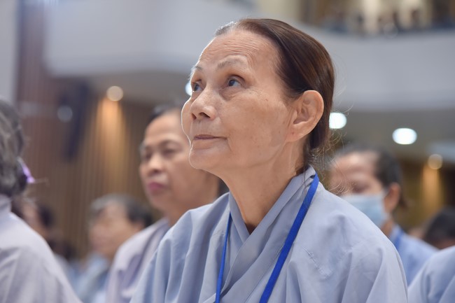 Dharma Talk Right practice without fear of death in The 98th Seven-Day Retreat