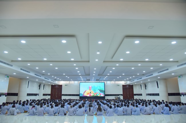 Dharma Talk Right practice without fear of death in The 98th Seven-Day Retreat