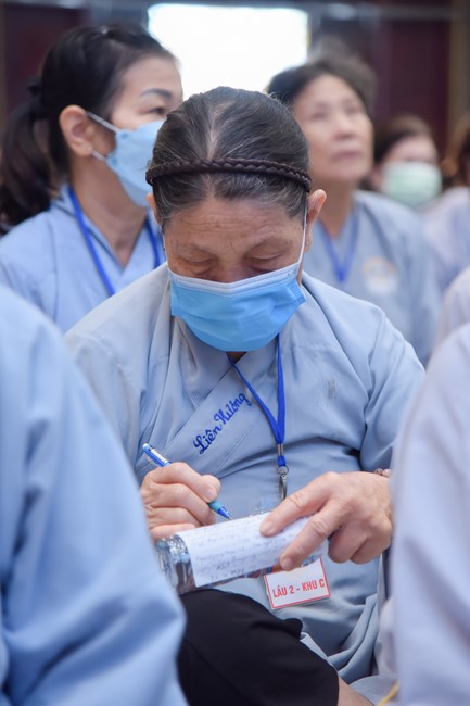 Dharma Talk Right practice without fear of death in The 98th Seven-Day Retreat