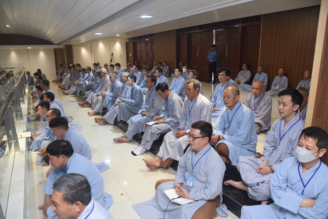 Dharma Talk Right practice without fear of death in The 98th Seven-Day Retreat