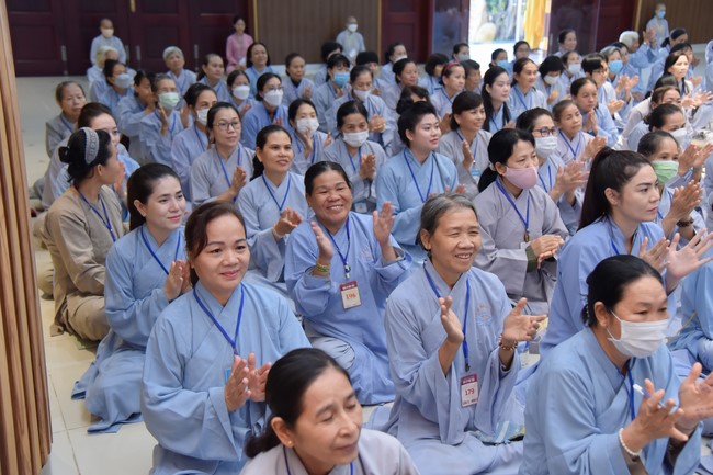 Dharma Talk Right practice without fear of death in The 98th Seven-Day Retreat