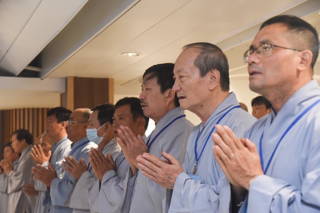 Dharma Talk Right practice without fear of death in The 98th Seven-Day Retreat