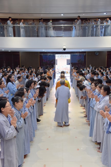 Dharma Talk Right practice without fear of death in The 98th Seven-Day Retreat