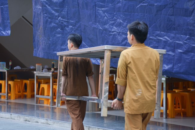 Dharma Talk Right practice without fear of death in The 98th Seven-Day Retreat