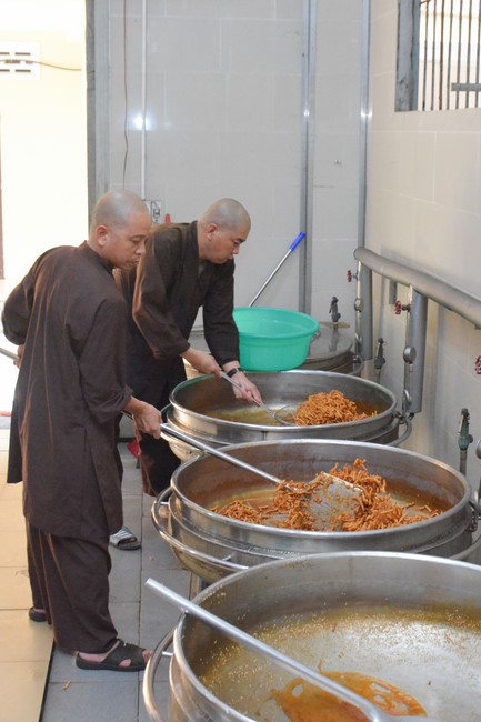 Dharma Talk Right practice without fear of death in The 98th Seven-Day Retreat