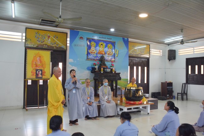 Dharma Talk  The Core of Ksitigarbha Sutra in The 98th Seven-Day Retreat