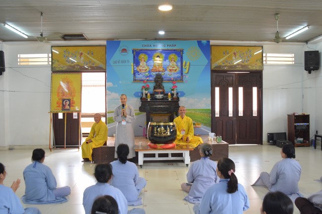 Dharma Talk  The Core of Ksitigarbha Sutra in The 98th Seven-Day Retreat