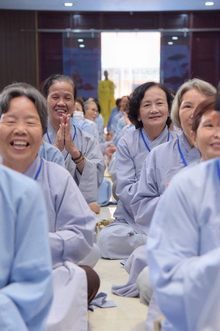 Dharma Talk  The Core of Ksitigarbha Sutra in The 98th Seven-Day Retreat