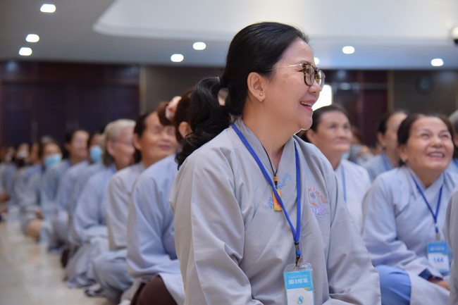 Dharma Talk  The Core of Ksitigarbha Sutra in The 98th Seven-Day Retreat