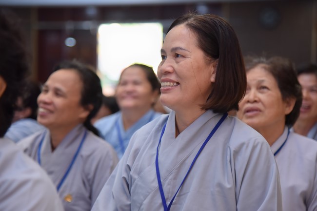 Dharma Talk  The Core of Ksitigarbha Sutra in The 98th Seven-Day Retreat