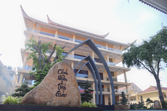 Dharma Talk  The Core of Ksitigarbha Sutra in The 98th Seven-Day Retreat