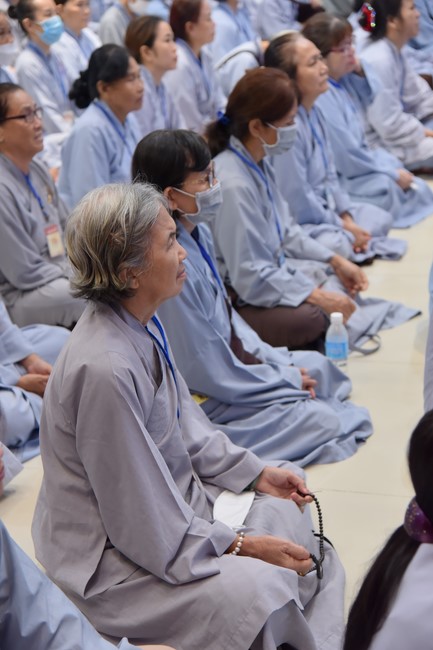 Dharma Talk  The Core of Ksitigarbha Sutra in The 98th Seven-Day Retreat
