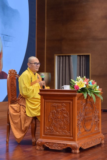 Dharma Talk  The Core of Ksitigarbha Sutra in The 98th Seven-Day Retreat