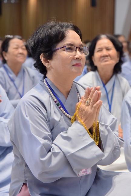 Dharma Talk  The Core of Ksitigarbha Sutra in The 98th Seven-Day Retreat