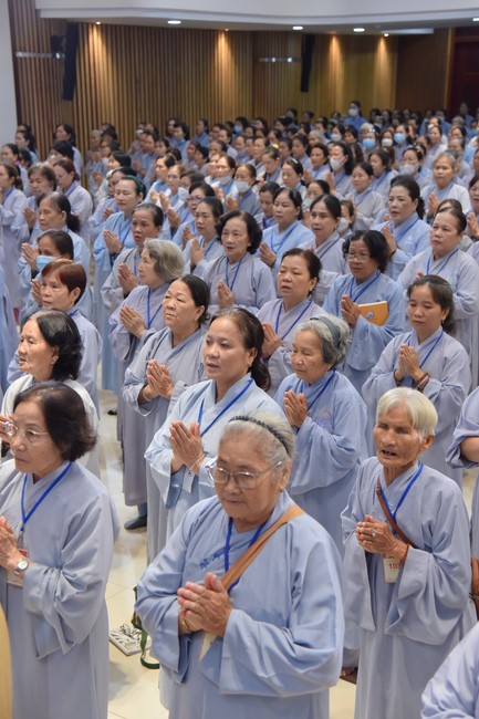 Dharma Talk  The Core of Ksitigarbha Sutra in The 98th Seven-Day Retreat