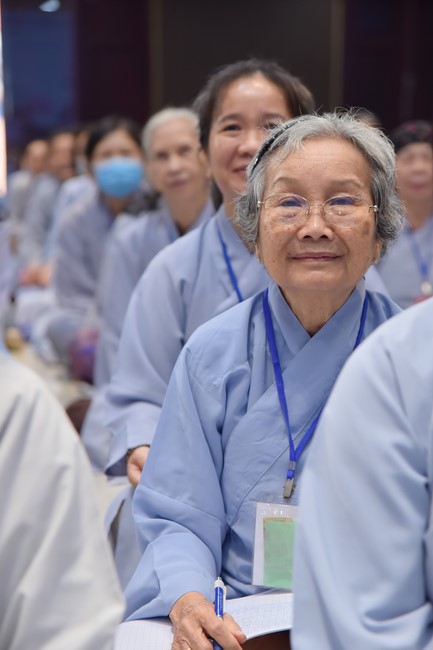 Dharma Talk  The Core of Ksitigarbha Sutra in The 98th Seven-Day Retreat