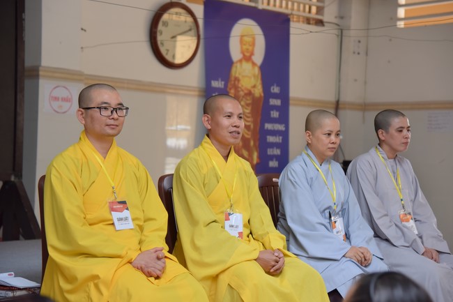 Dharma Talk  The Core of Ksitigarbha Sutra in The 98th Seven-Day Retreat