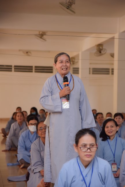 Dharma Talk  The Core of Ksitigarbha Sutra in The 98th Seven-Day Retreat